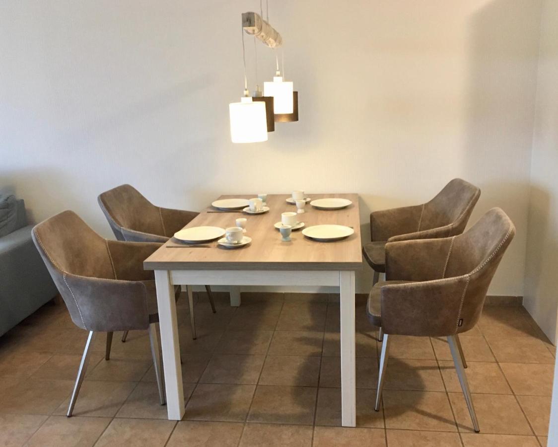 Appartementresidenz Am Kurpark - Ferienwohnungen Mit Pool & Sauna & Garage バート・ザルツフレン エクステリア 写真