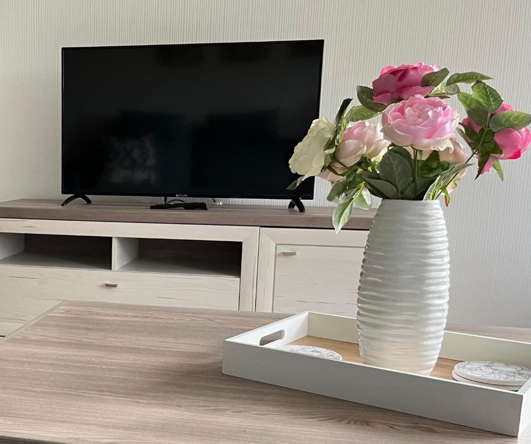Appartementresidenz Am Kurpark - Ferienwohnungen Mit Pool & Sauna & Garage バート・ザルツフレン エクステリア 写真